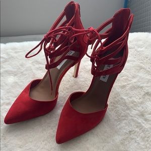 Brand new Steve Madden heals